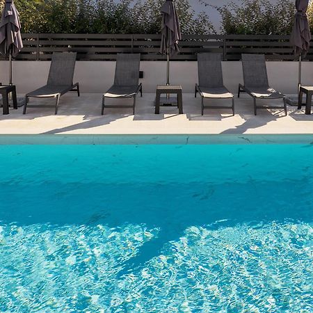 Poolside Apartments Anabella Baška Eksteriør bilde