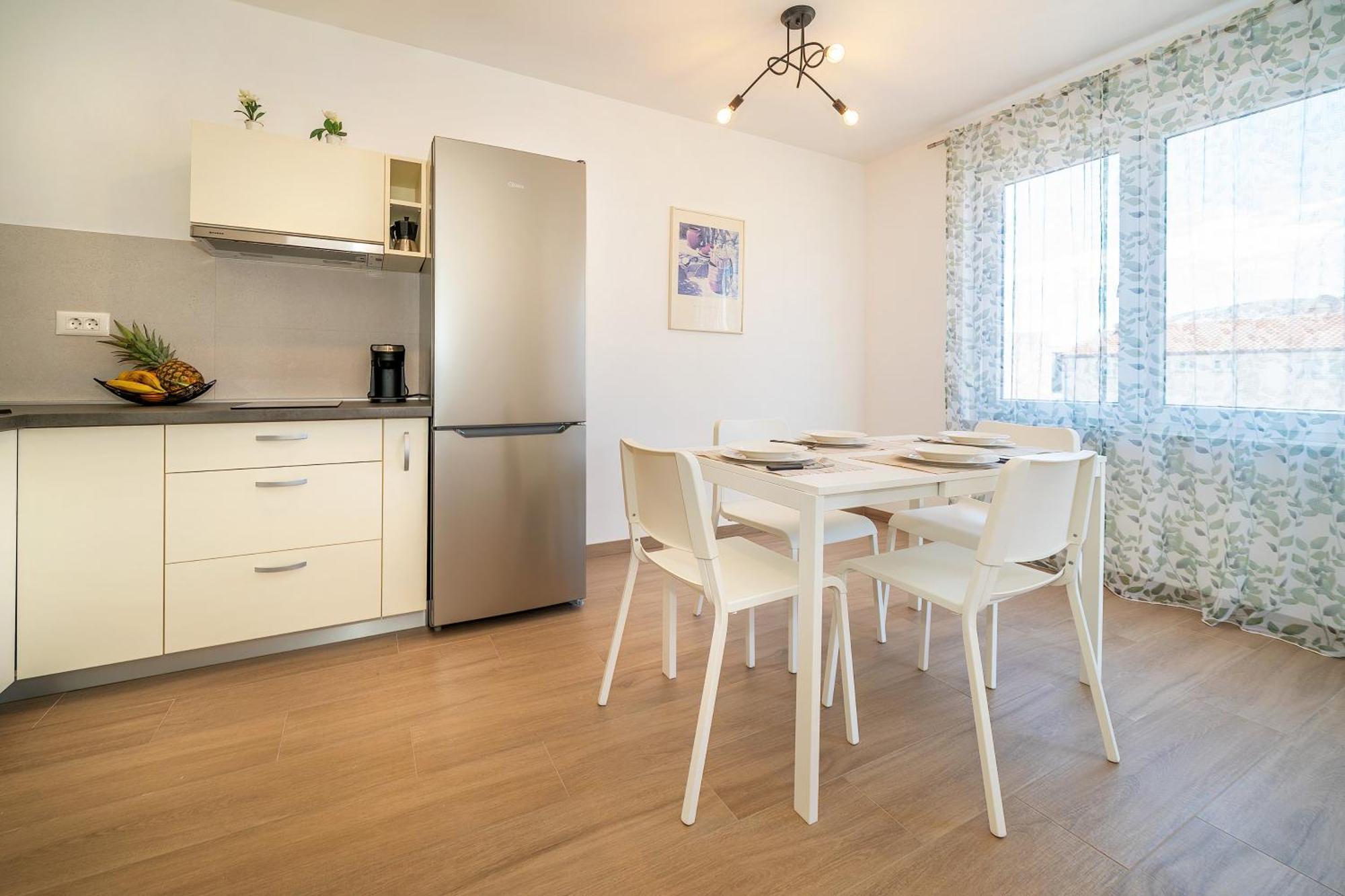 Poolside Apartments Anabella Baška Eksteriør bilde