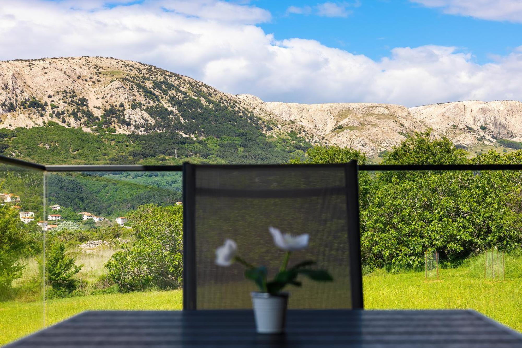 Poolside Apartments Anabella Baška Eksteriør bilde