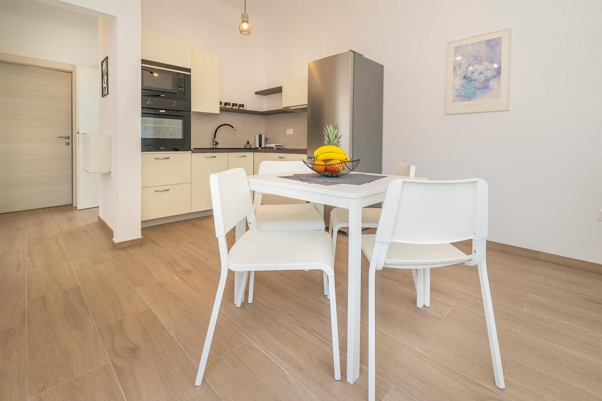 Poolside Apartments Anabella Baška Eksteriør bilde