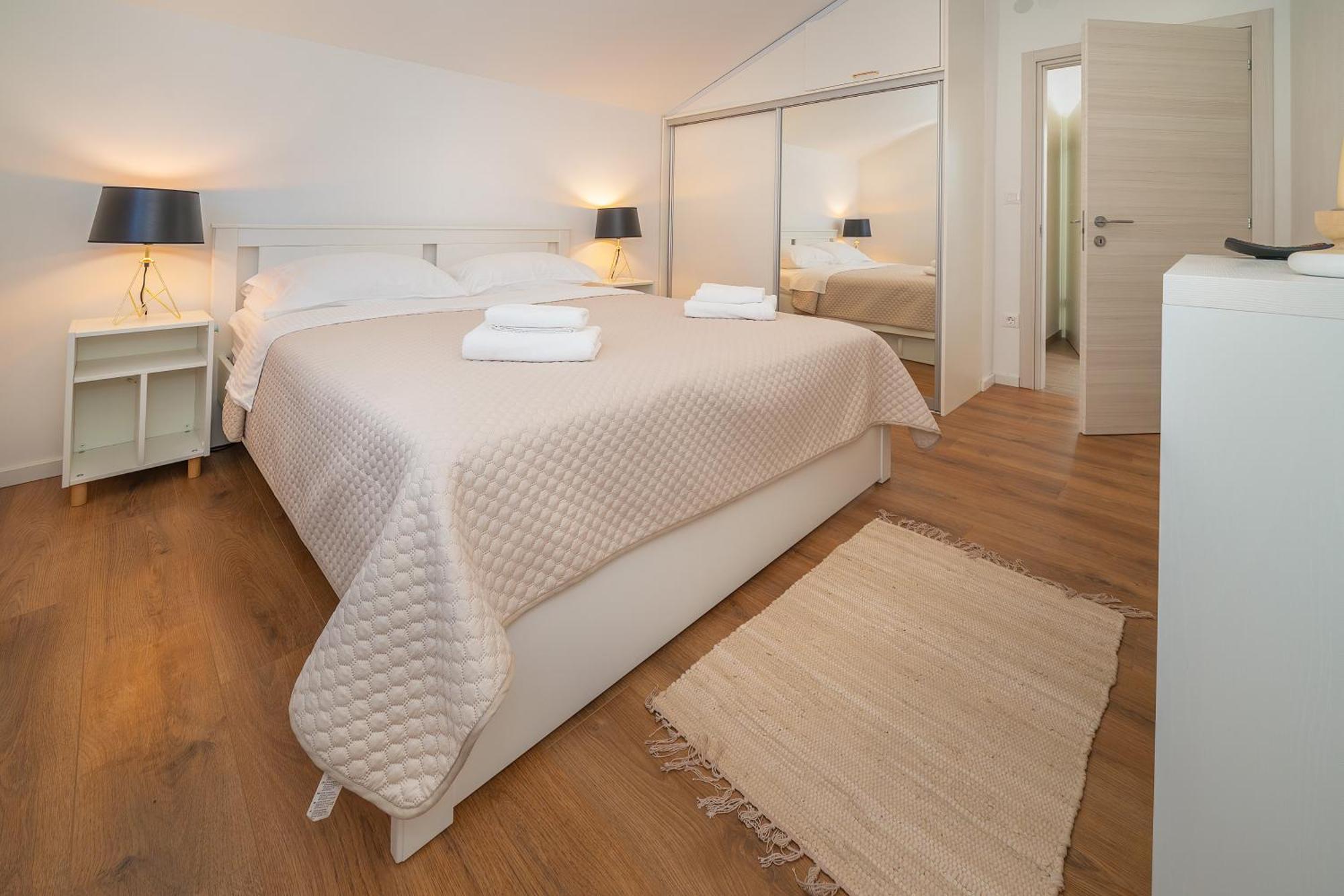 Poolside Apartments Anabella Baška Eksteriør bilde