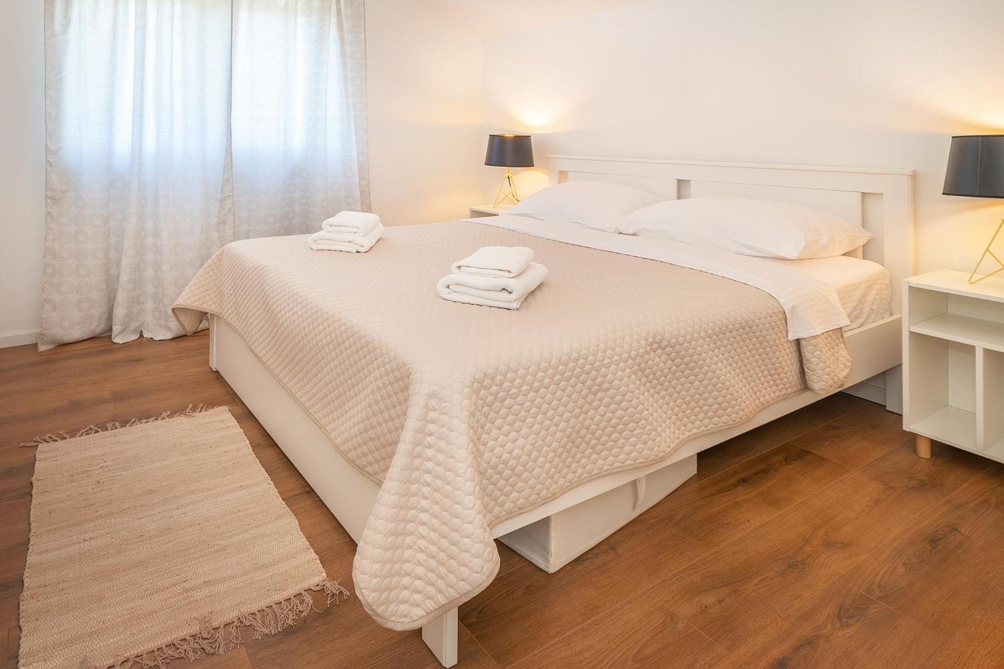 Poolside Apartments Anabella Baška Eksteriør bilde